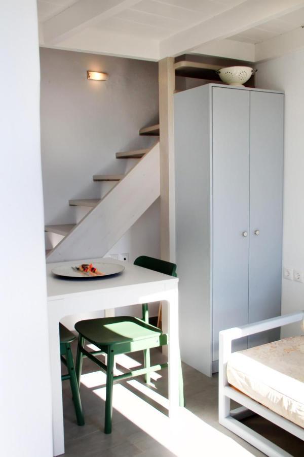 Cozy Guesthouse - Agios Romanos Eksteriør billede