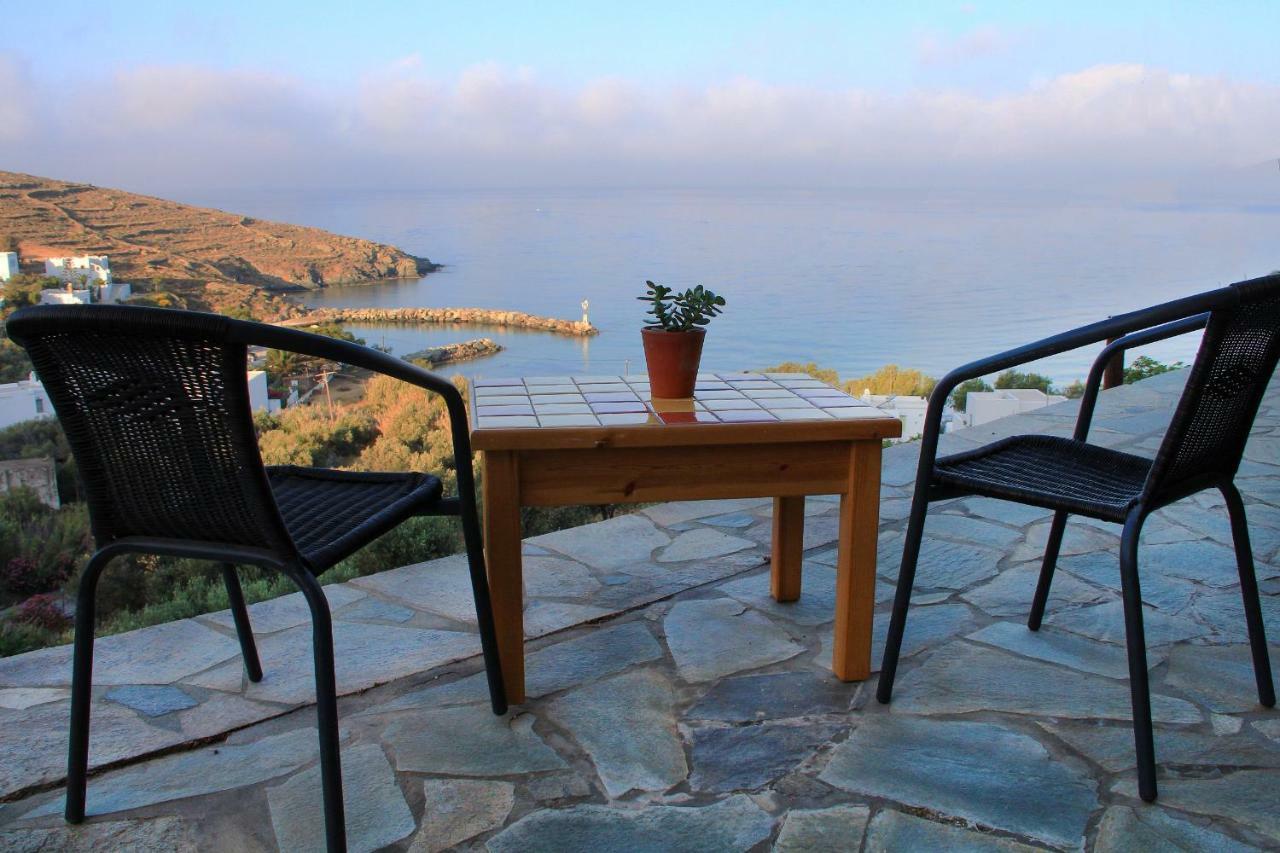 Cozy Guesthouse - Agios Romanos Eksteriør billede