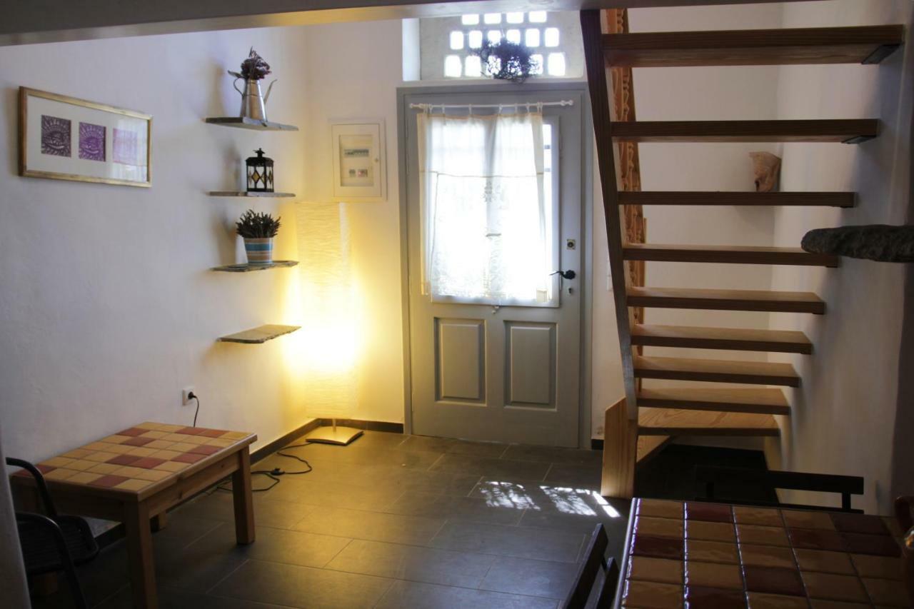 Cozy Guesthouse - Agios Romanos Eksteriør billede
